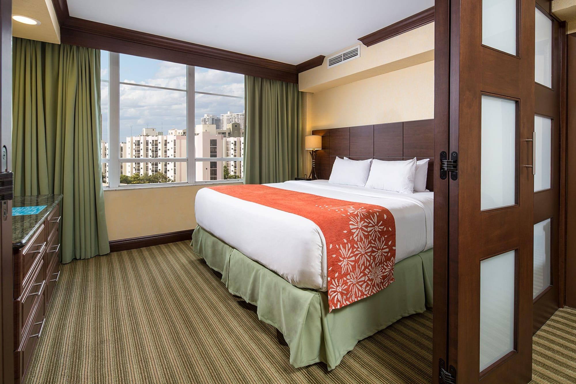 Newport Beachside Hotel & Resort Sunny Isles Beach Eksteriør billede
