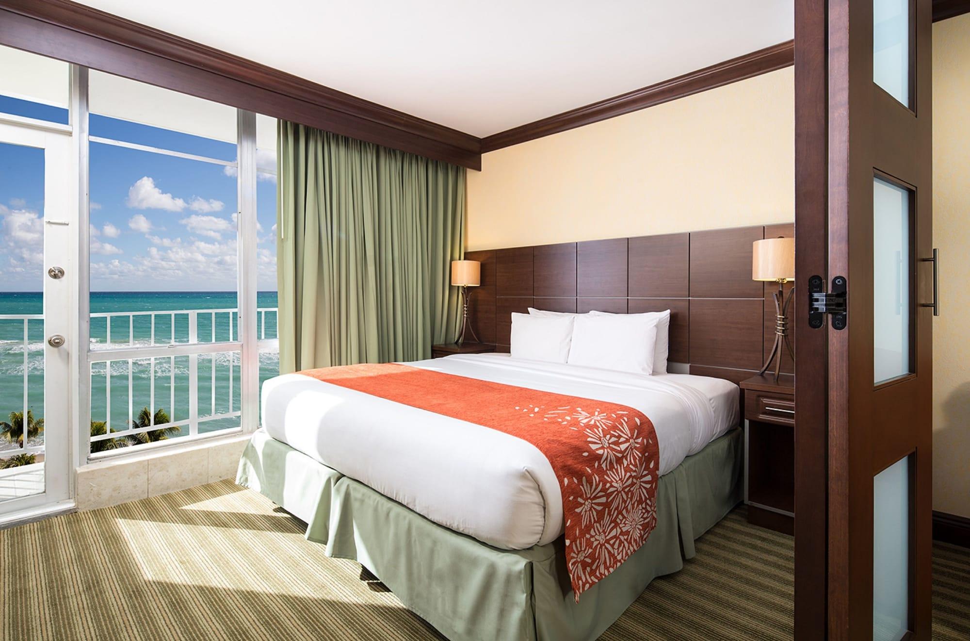 Newport Beachside Hotel & Resort Sunny Isles Beach Eksteriør billede