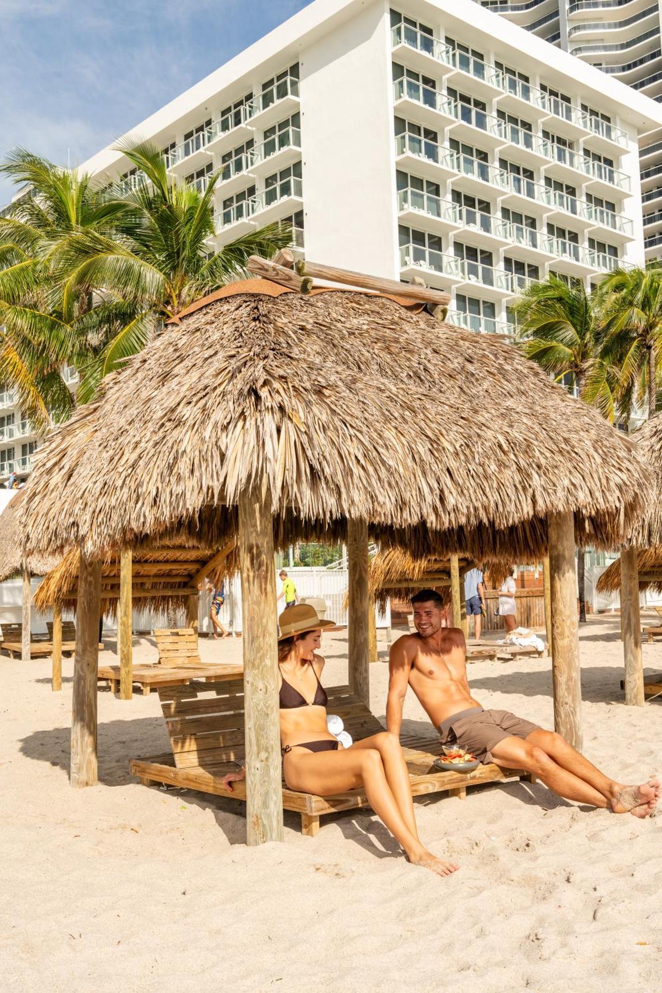 Newport Beachside Hotel & Resort Sunny Isles Beach Eksteriør billede