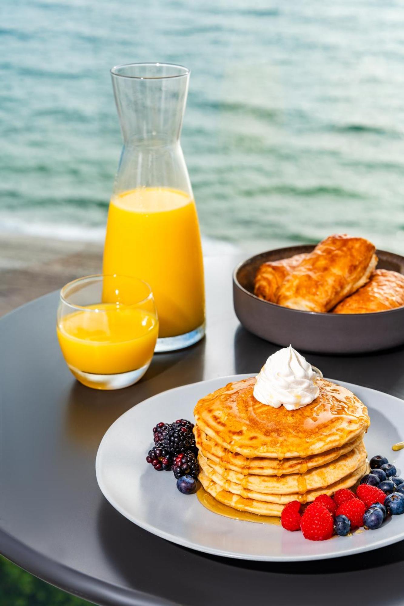 Newport Beachside Hotel & Resort Sunny Isles Beach Eksteriør billede